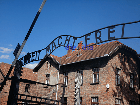 Entrada al campo de concentración Auschwitz